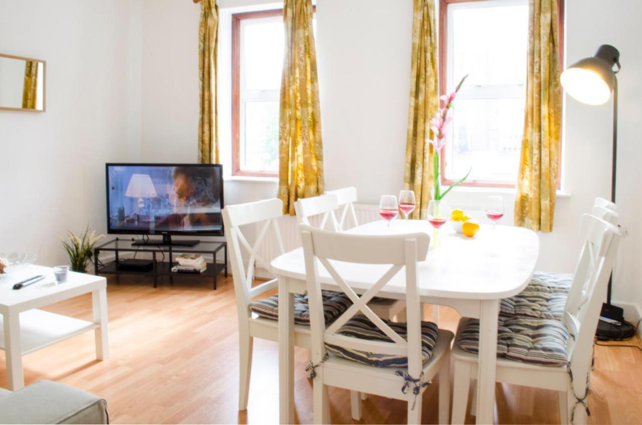 Regents Canal Apartments Лондон Экстерьер фото