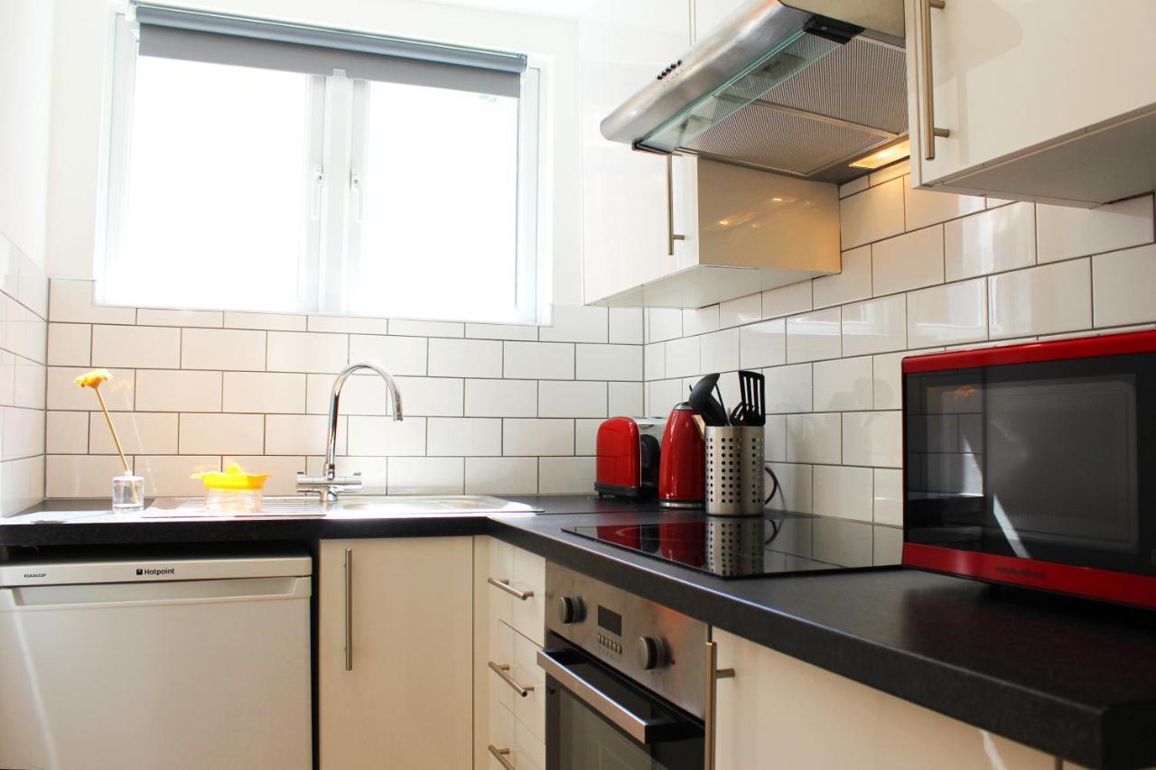 Regents Canal Apartments Лондон Экстерьер фото